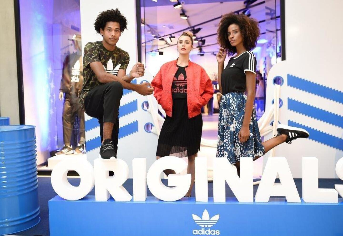 Adidas originals uruguay tienda best sale